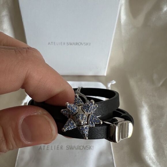 Swarovski Atelier Core Collection Wrap adjustable Bracelet - Picture 4 of 7